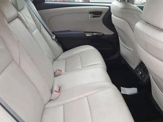 Toyota Avalon foto 7