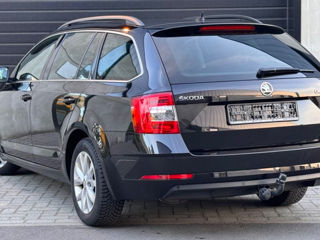 Skoda Octavia foto 3