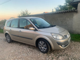 Renault Grand Scenic foto 6