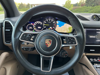 Porsche Cayenne foto 8