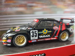 Tarmac Works & Schuco Porsche 911 (993) GT2 JGTC Taisan Starcard foto 7