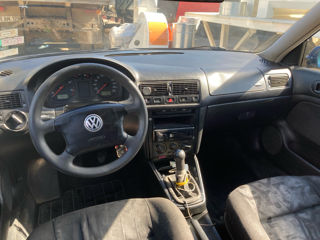 Volkswagen Golf foto 4