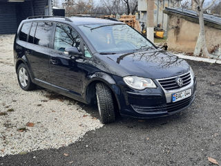 Volkswagen Touran foto 6