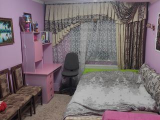 Vind apartament cu 3 camere în orașul Glodeni . Urgent. Detalii in privat foto 8