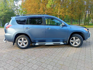 Toyota Rav 4 foto 4