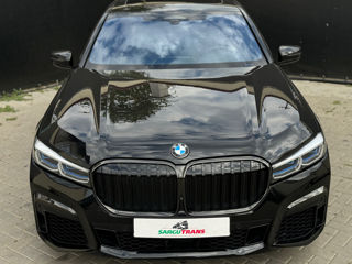 BMW 7 Series foto 2