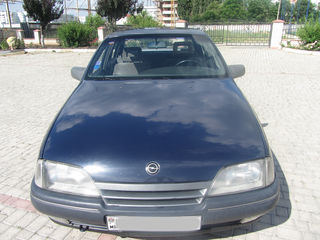 Opel Omega foto 2