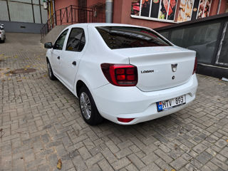 Dacia Logan foto 3