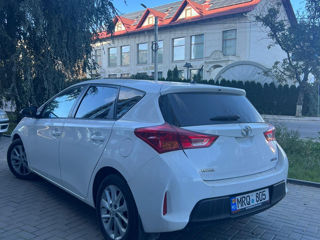 Toyota Auris foto 4