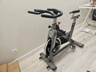 Bicicleta Tomahawk  E- series Spin Bike foto 0