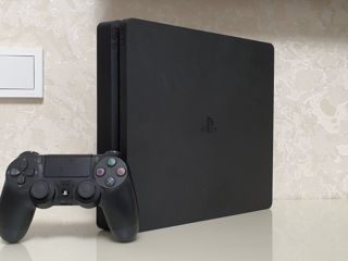 Playstation 4 Slim