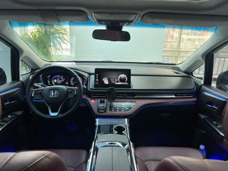 Honda Elysion foto 7