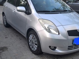 Toyota Yaris foto 9