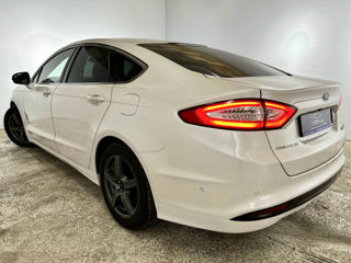 Ford Mondeo foto 5