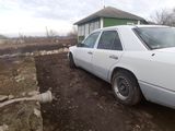 Mercedes Series (W124) foto 6