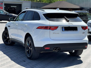 Jaguar F-PACE foto 4