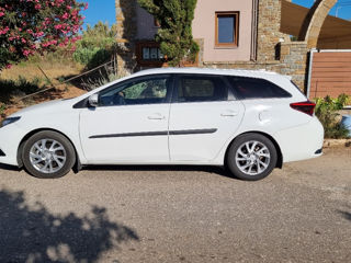 Toyota Auris foto 3