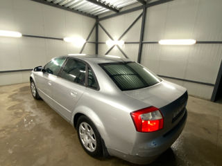 Audi A4 foto 3