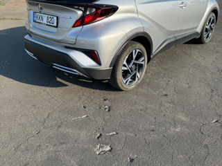 Toyota C-HR foto 9