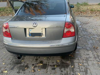 Volkswagen Passat foto 3