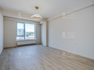 Apartament cu 2 camere, 65 m², Centru, Chișinău foto 5