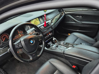 BMW 5 Series foto 7