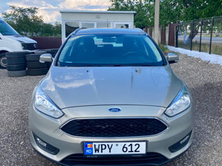 Ford Focus foto 2