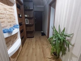 Продам квартиру 3 комнатную foto 3