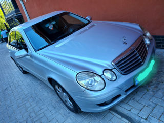 Mercedes E-Class foto 7