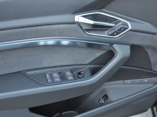 Audi e-tron foto 16