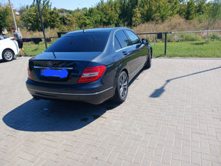 Mercedes C-Class foto 6