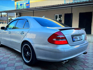 Mercedes E-Class foto 6