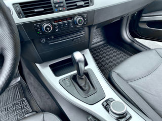 BMW 3 Series foto 7