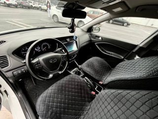 Hyundai i20 foto 11