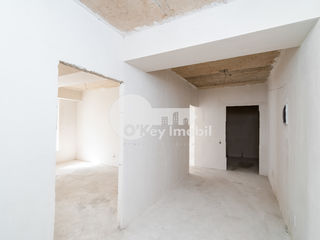 Apartament cu 2 camere, Lagmar, str. L. Deleanu, 51800 € ! foto 9