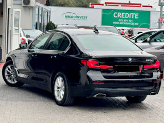 BMW 5 Series foto 4