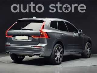 Volvo XC60 foto 2