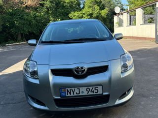 Toyota Auris foto 2