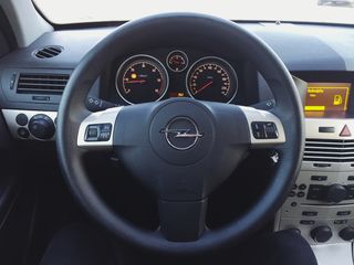 Opel Astra foto 6