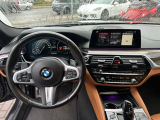 BMW 5 Series foto 10