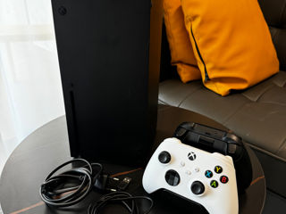 Xbox Series X 1TB / 2 Controllere foto 1