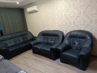 Кожаная мебель: 2 дивана + 1 кресло Германия / mobila moale din piele naturala foto 1