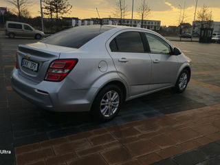 Chevrolet Aveo foto 3