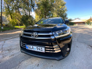 Toyota Highlander foto 1