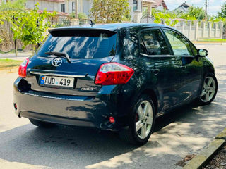 Toyota Auris foto 3