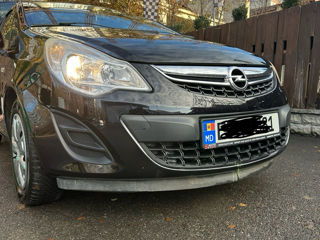 Opel Corsa foto 2