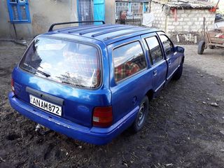 Ford Sierra foto 3