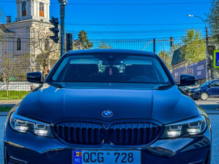 BMW 3 Series foto 8