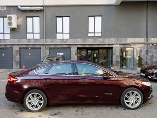 Ford Fusion foto 4