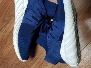 Adidas Tubular m42.5 27cm foto 2